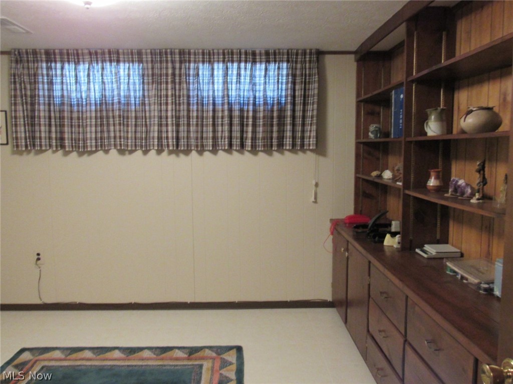 35400 Bainbridge Road Solon, OH 44139 - Photo 20 of 29 Gallery Image 20
