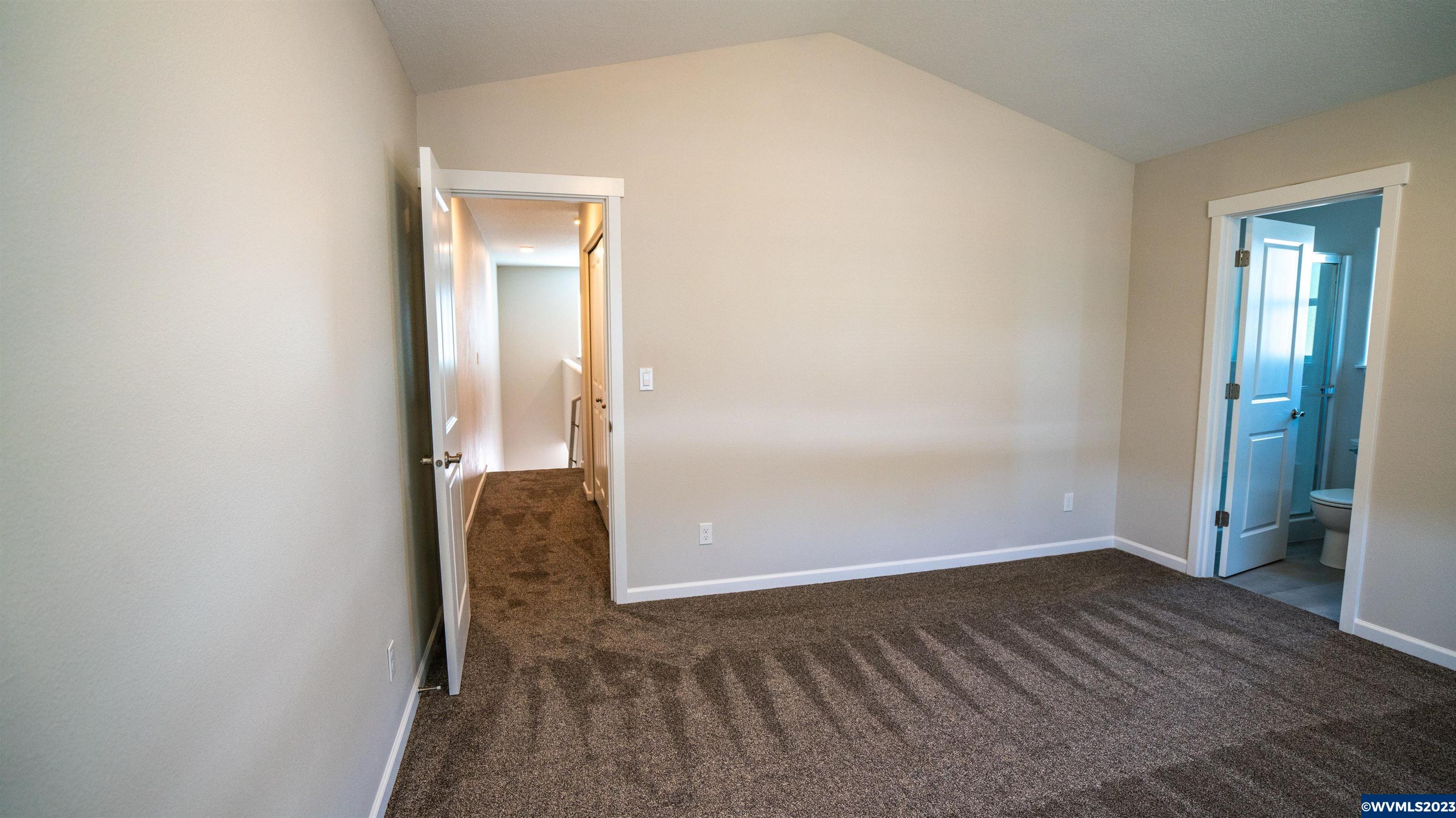 63 Sand Ridge Court Lebanon, OR 97355 - Photo 18 of 35