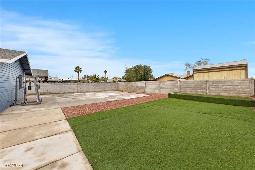 6440 Bugbee Avenue Las Vegas, NV 89103 - Photo 20 of 23