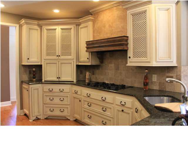 107 Innisbrook Drive Broussard, LA 70518 - Photo 9 of 25 Additional Photo