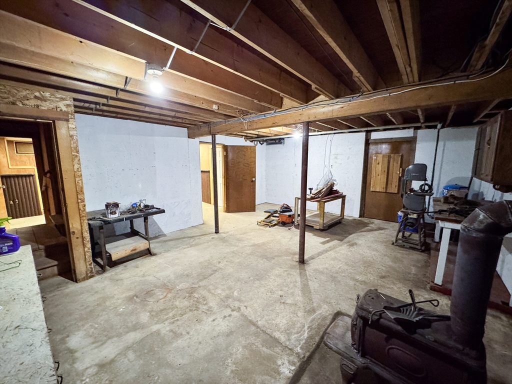 21 Brooks Pond Cross Road Spencer, MA 01562 - Photo 16 of 24 Gallery Image 16