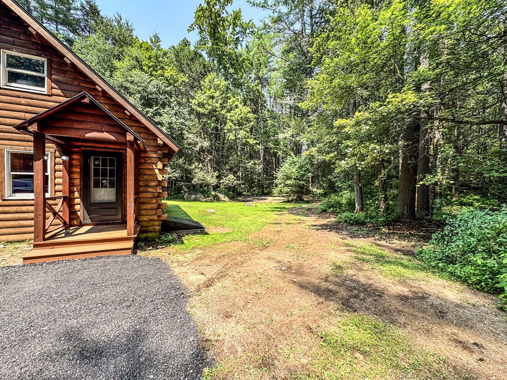 21 Brooks Pond Cross Road Spencer, MA 01562 - Photo 17 of 24 Gallery Image 17