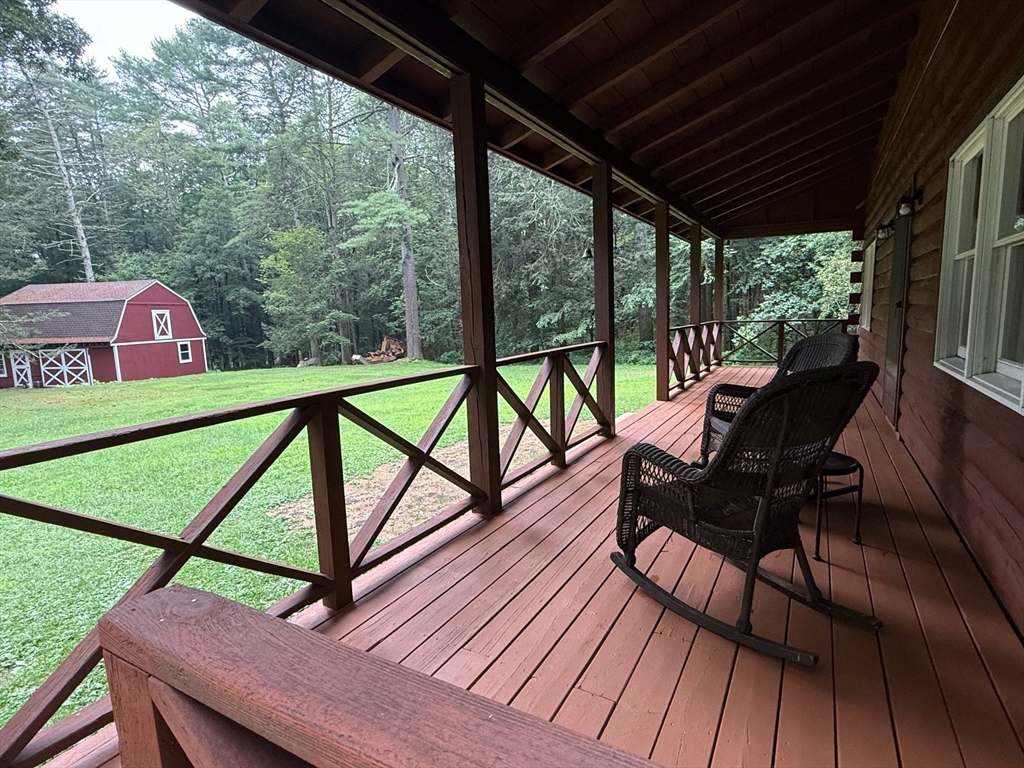 21 Brooks Pond Cross Road Spencer, MA 01562 - Photo 3 of 24 Gallery Image 3