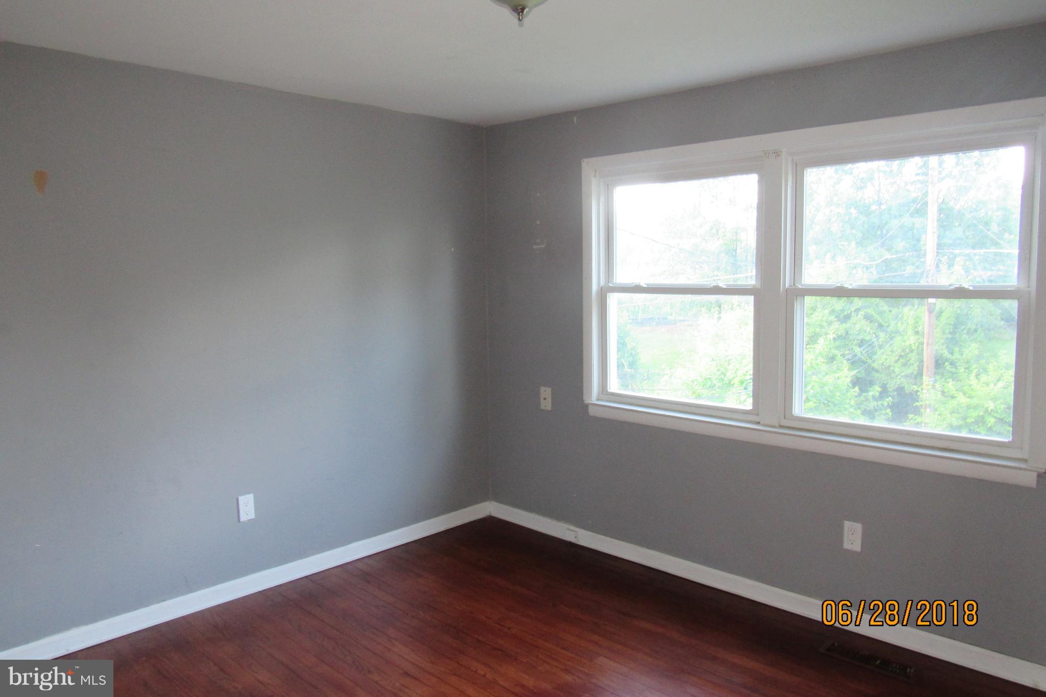 2769 Yarnall Road Baltimore, MD 21227 - Photo 4 of 9 Bedroom