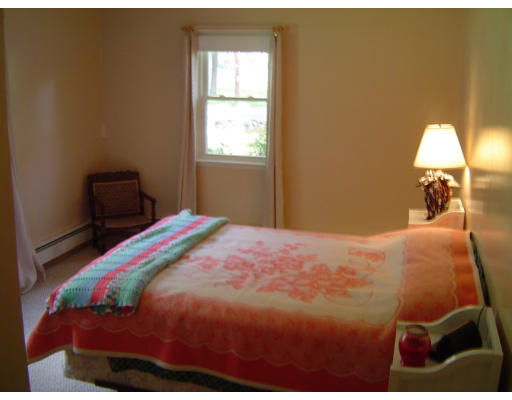 127 Echo Cove Road Hamilton, MA 01982 - Photo 4 of 12 Gallery Image 4