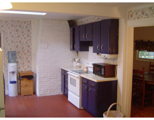 127 Echo Cove Road Hamilton, MA 01982 - Photo 5 of 12 Gallery Image 5