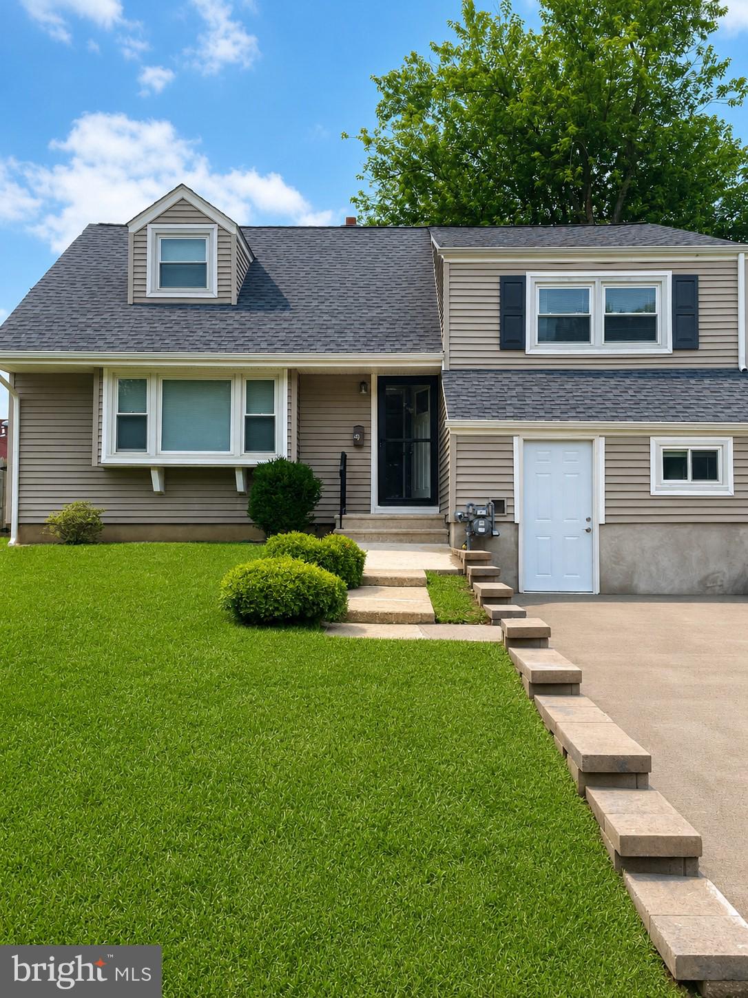 43 Miry Brook Road Hamilton, NJ 08690 - Photo 1 of 25 Front of the house