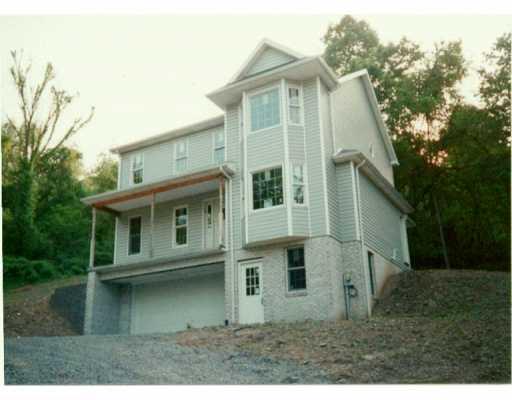 103 Parrish Road Aliquippa, PA 15001 - Photo 1 of 7 Gallery Image 1