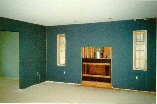 103 Parrish Road Aliquippa, PA 15001 - Photo 2 of 7 Gallery Image 2