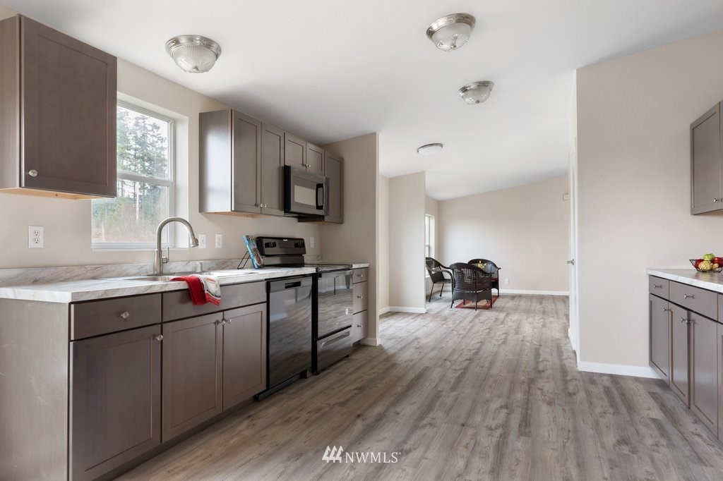 4260 Monkey Hill Road Oak Harbor, WA 98277 - Photo 11 of 28 Gallery Image 11