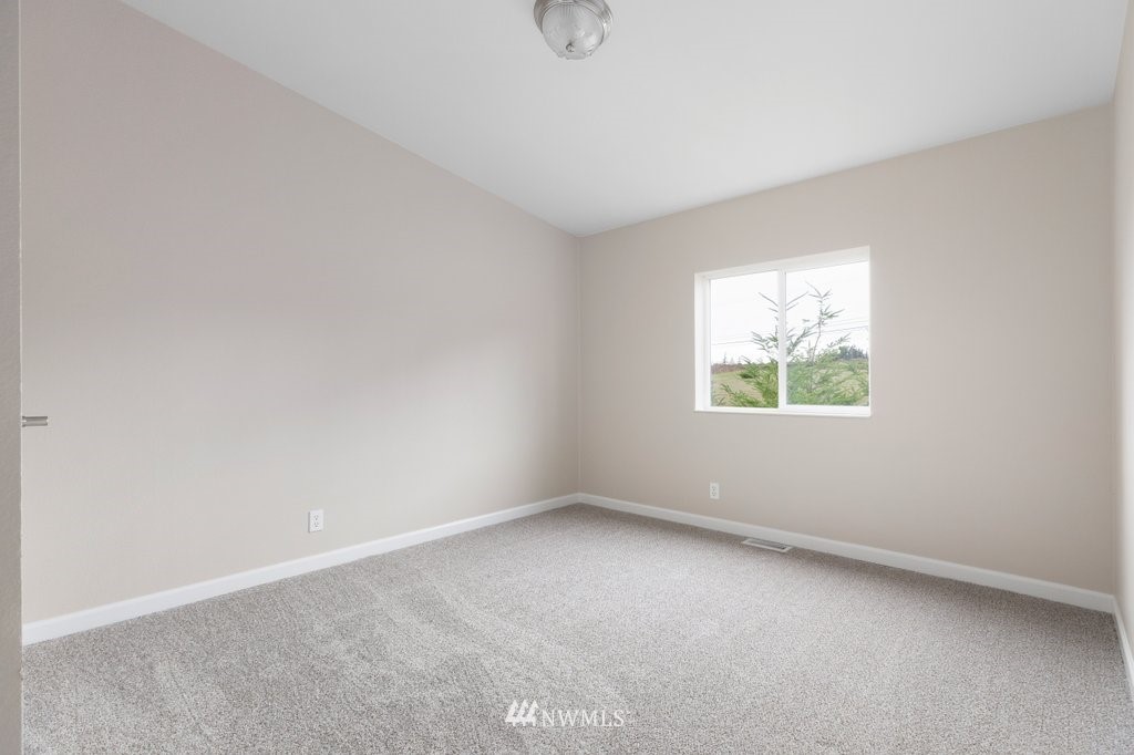 4260 Monkey Hill Road Oak Harbor, WA 98277 - Photo 18 of 28 Gallery Image 18