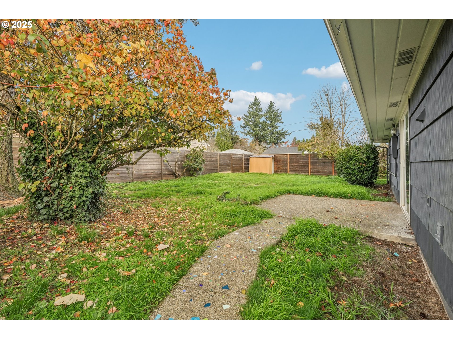 2537 Northeast 111th Avenue Portland, OR 97220 - Photo 28 of 35