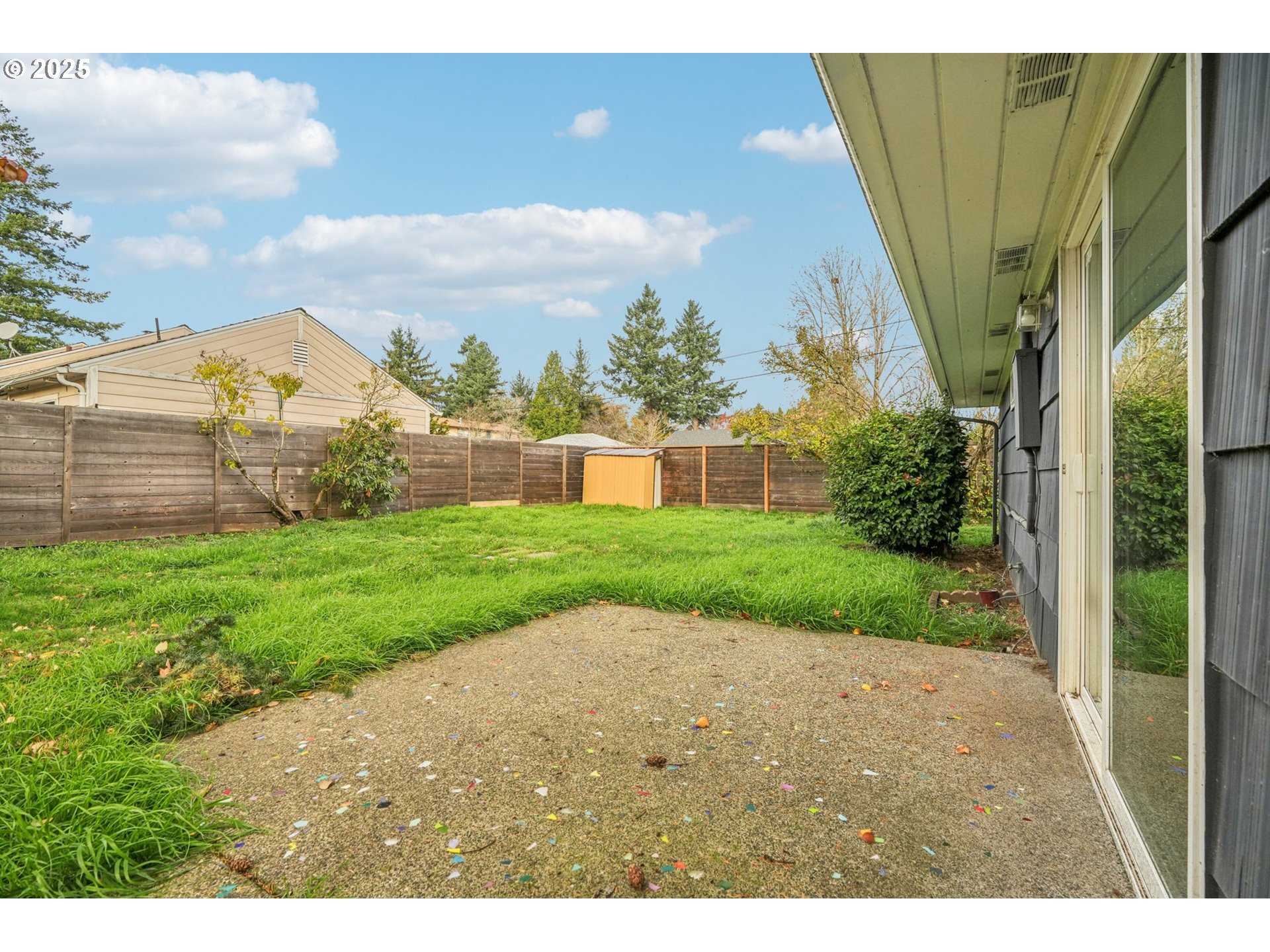 2537 Northeast 111th Avenue Portland, OR 97220 - Photo 30 of 35