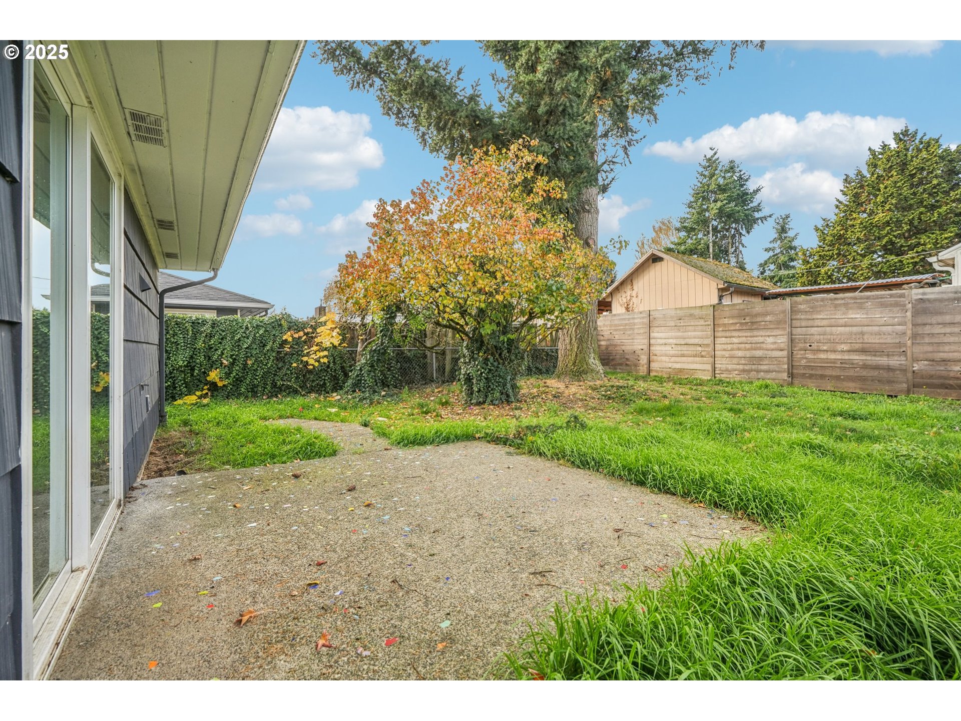 2537 Northeast 111th Avenue Portland, OR 97220 - Photo 31 of 35