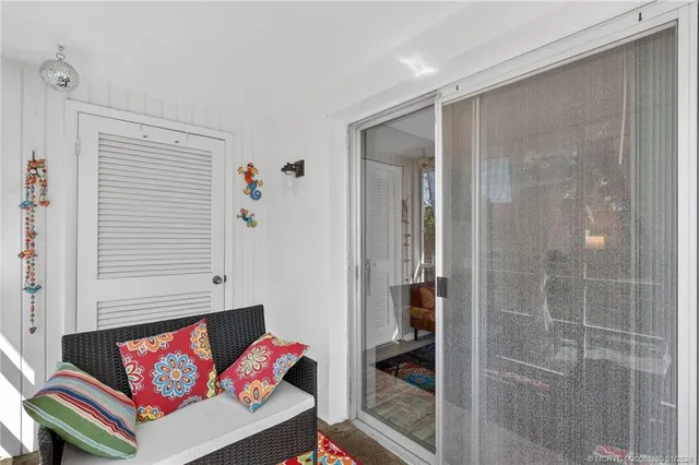 $105,000 | 2600 Southeast Ocean Boulevard, Unit M10, Stuart, FL 34996
