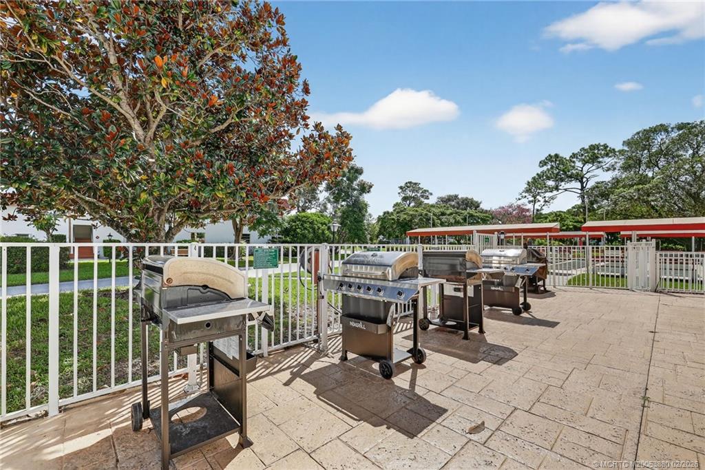 2600 Southeast Ocean Boulevard, Unit M10 Stuart, FL 34996 - Photo 23 of 36 Ready to grill all your favorites.