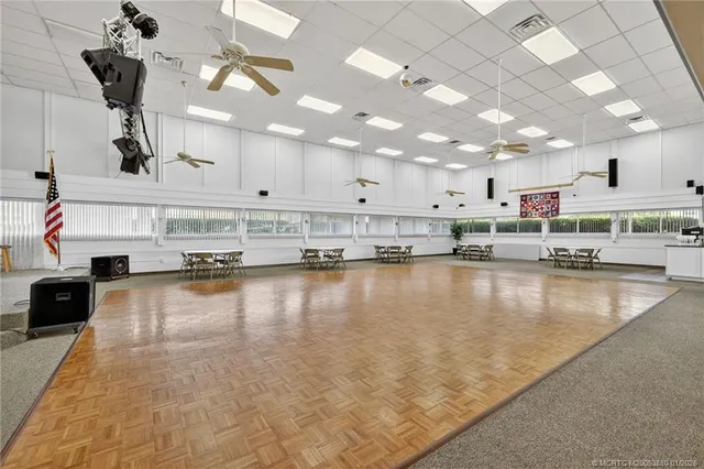 $105,000 | 2600 Southeast Ocean Boulevard, Unit M10, Stuart, FL 34996