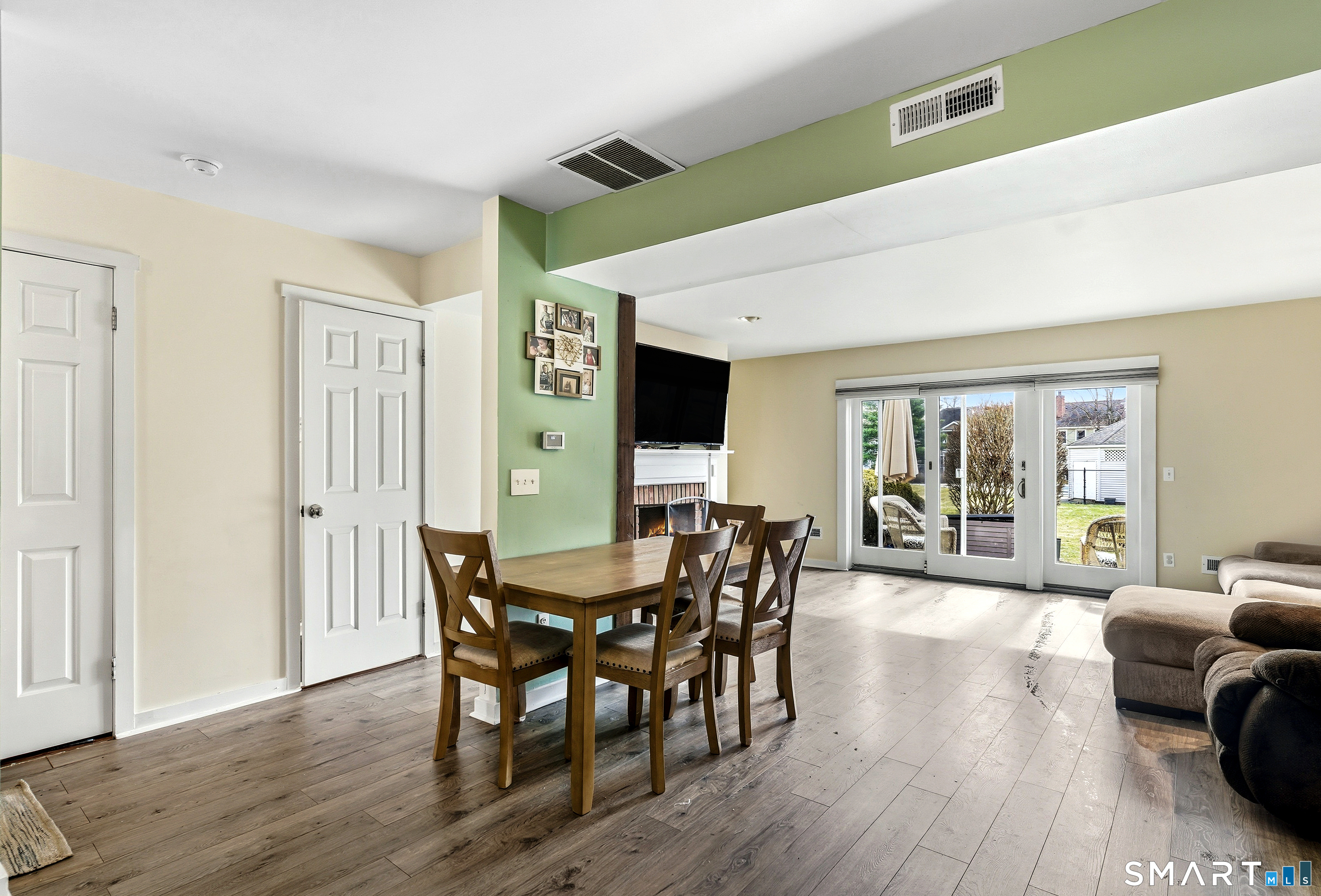 1 East Hayestown Road, Unit 15 Danbury, CT 06811 - Photo 5 of 24