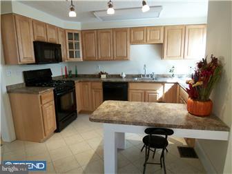 354 Ashbourne Road Cheltenham, PA 19012 - Photo 5 of 8 Kitchen