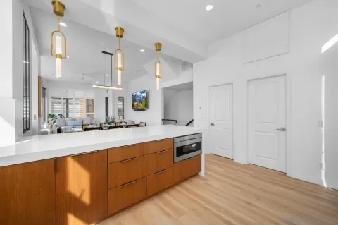 $2,050,000 | 477 South Cleveland Street, Unit 104, Oceanside, CA 92054