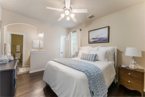 $1,225,000 | 6 Lagato Place, Spring, TX 77382