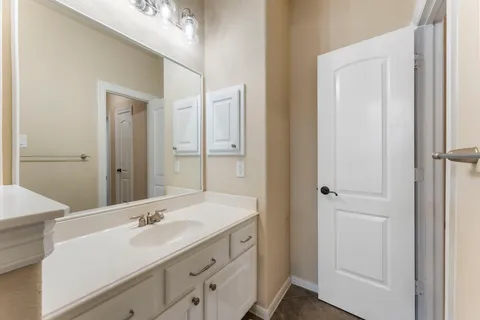 $1,225,000 | 6 Lagato Place, Spring, TX 77382
