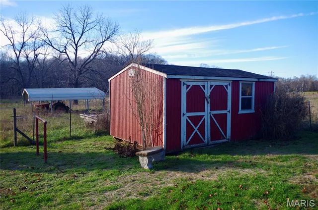 $299,900 | 3662 Lick Creek Road, Leasburg, MO 65535