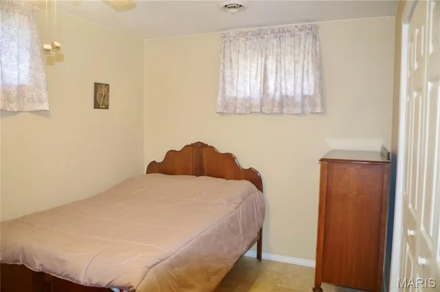 $299,900 | 3662 Lick Creek Road, Leasburg, MO 65535