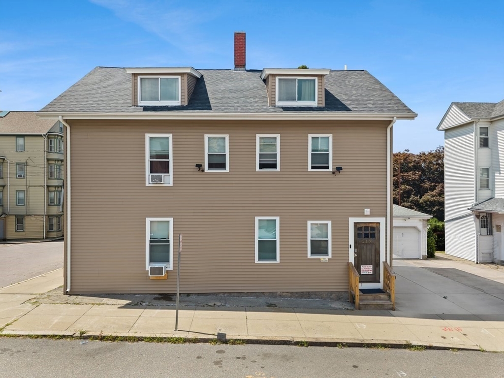 315 Washington Street Fall River, MA 02721 - Photo 10 of 36 Gallery Image 10