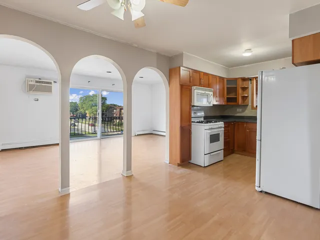 $150,000 | 8059 West 84th Street, Unit 3N, Justice, IL 60458