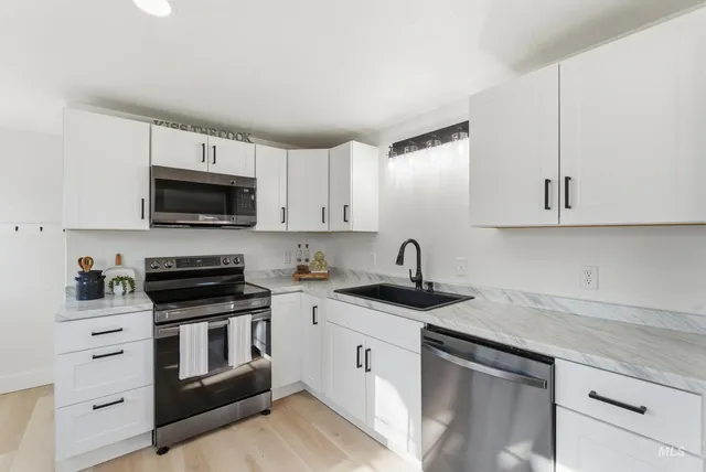 $306,999 | 2102 Washington Avenue, Caldwell, ID 83605