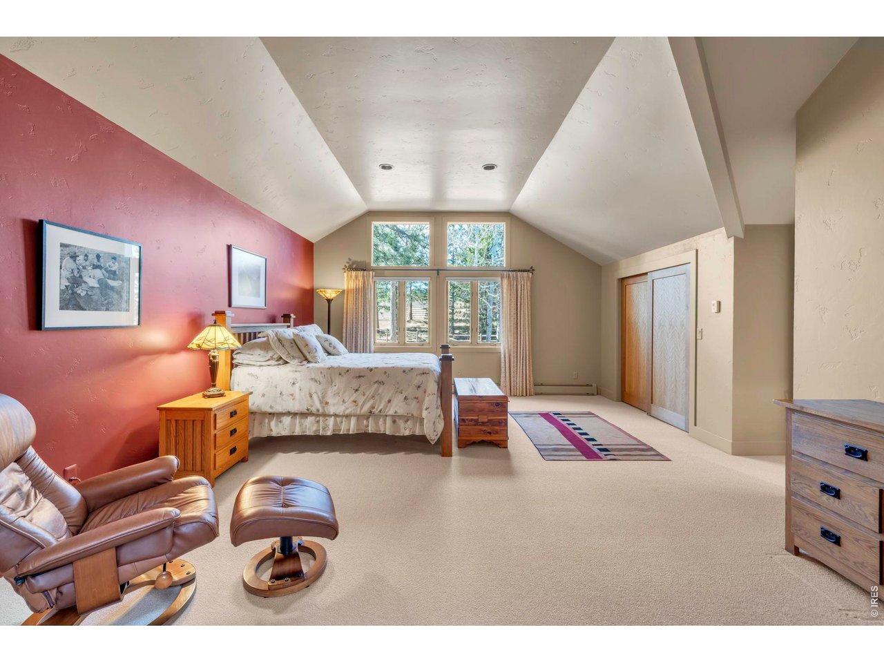 7321 Flagstaff Road Boulder, CO 80302 - Photo 27 of 50 Bedroom 4 w/ensuite bath on second floor