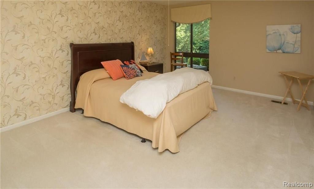 962 Wexford Way Rochester Hills, MI 48307 - Photo 15 of 28