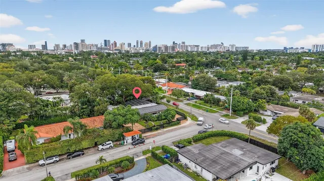 $1,792,700 | 19901 Northeast 21st Avenue, Miami, FL 33179