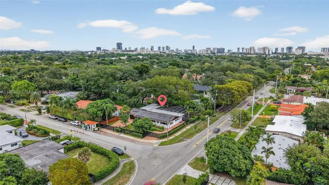 $1,792,700 | 19901 Northeast 21st Avenue, Miami, FL 33179