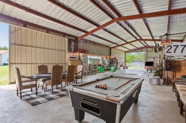 a view of a park with entertaining space