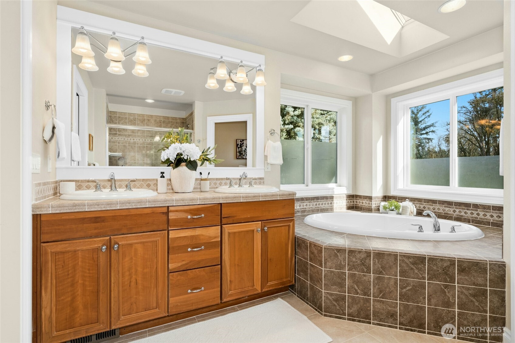 2302 Northeast 28th Street Renton, WA 98056 - Photo 28 of 40 Gallery Image 28