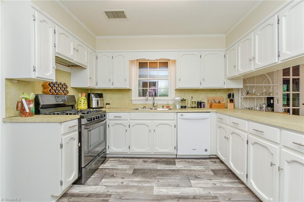 812 Redding Road Asheboro, NC 27203 - Photo 13 of 38 Gallery Image 13