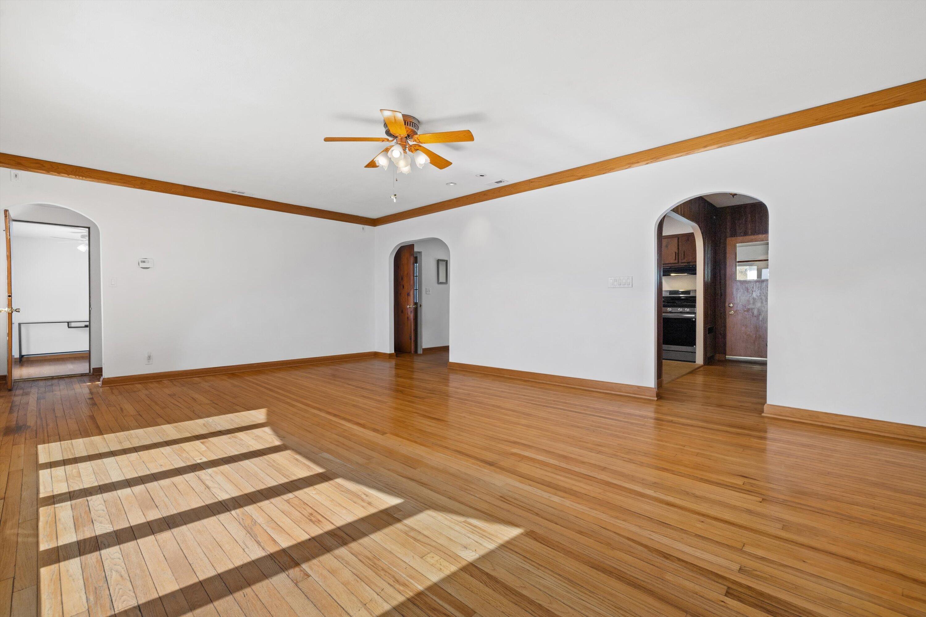 865 Sheridan Road Somers, WI 53140 - Photo 10 of 56 living room