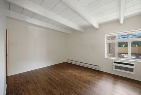 $150,000 | 1862 Sherman Avenue, Unit 1NW, Evanston, IL 60201