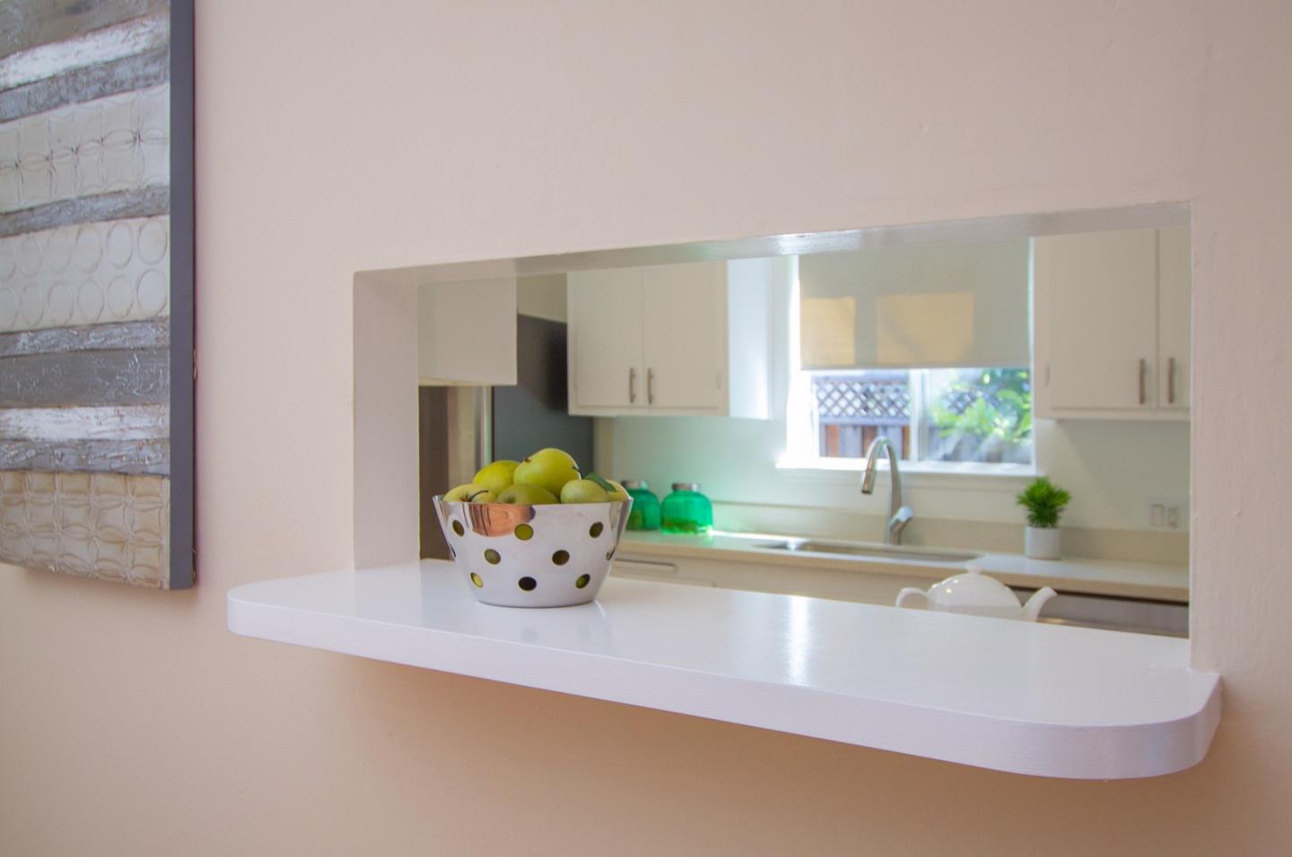 655 Gilbert Avenue Menlo Park, CA 94025 - Photo 7 of 28