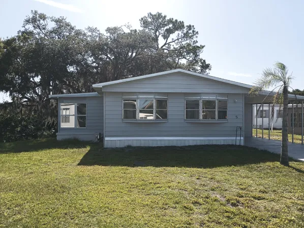 $1,950 | 5 Quintana Roo Court, Port St. Lucie, FL 34952