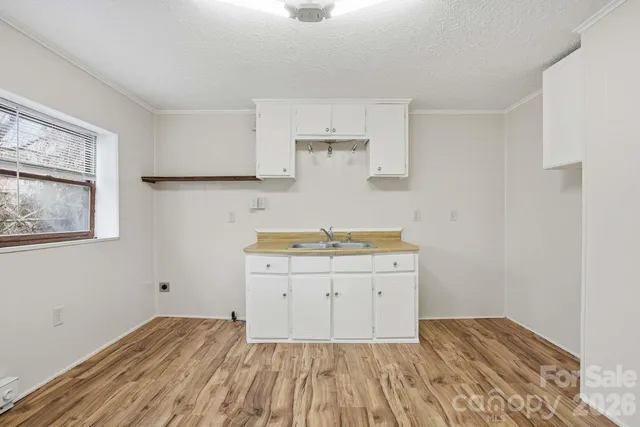 $109,900 | 381 North Cleghorn Street, Rutherfordton, NC 28139