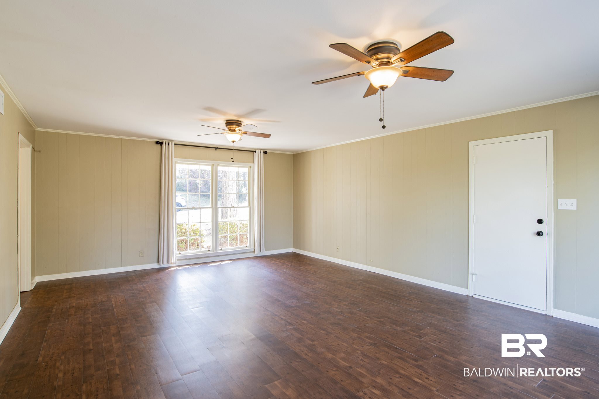 133 Pineridge Road Daphne, AL 36526 - Photo 18 of 31 great room