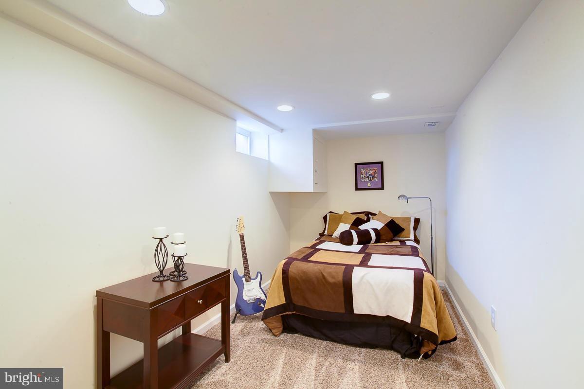 718 Greenwood Road Baltimore, MD 21208 - Photo 20 of 24 Bedroom