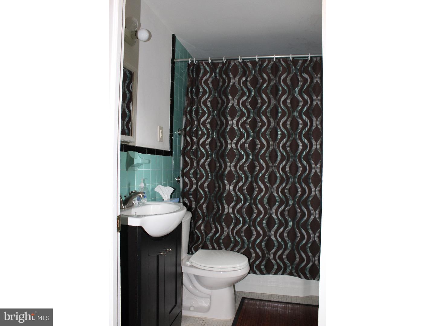 211 Harwicke Road Springfield, PA 19064 - Photo 22 of 25 Bathroom