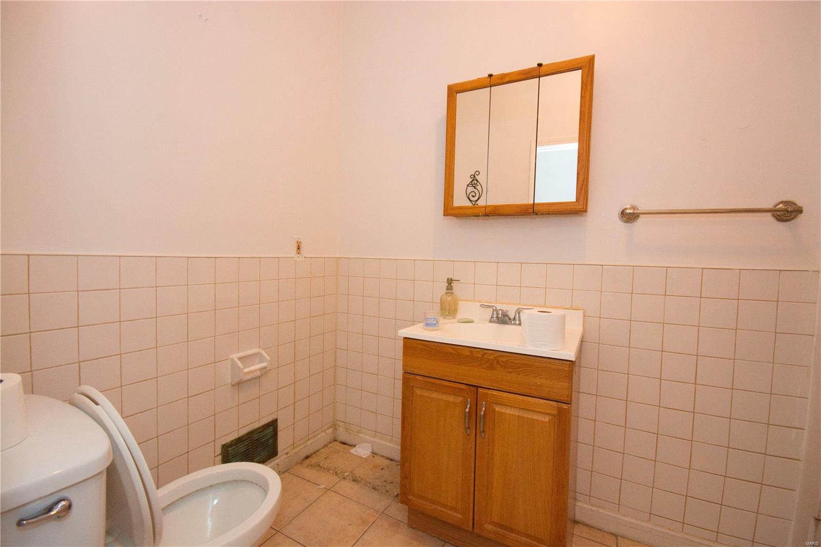 1009 Walton Avenue St. Louis, MO 63113 - Photo 16 of 33