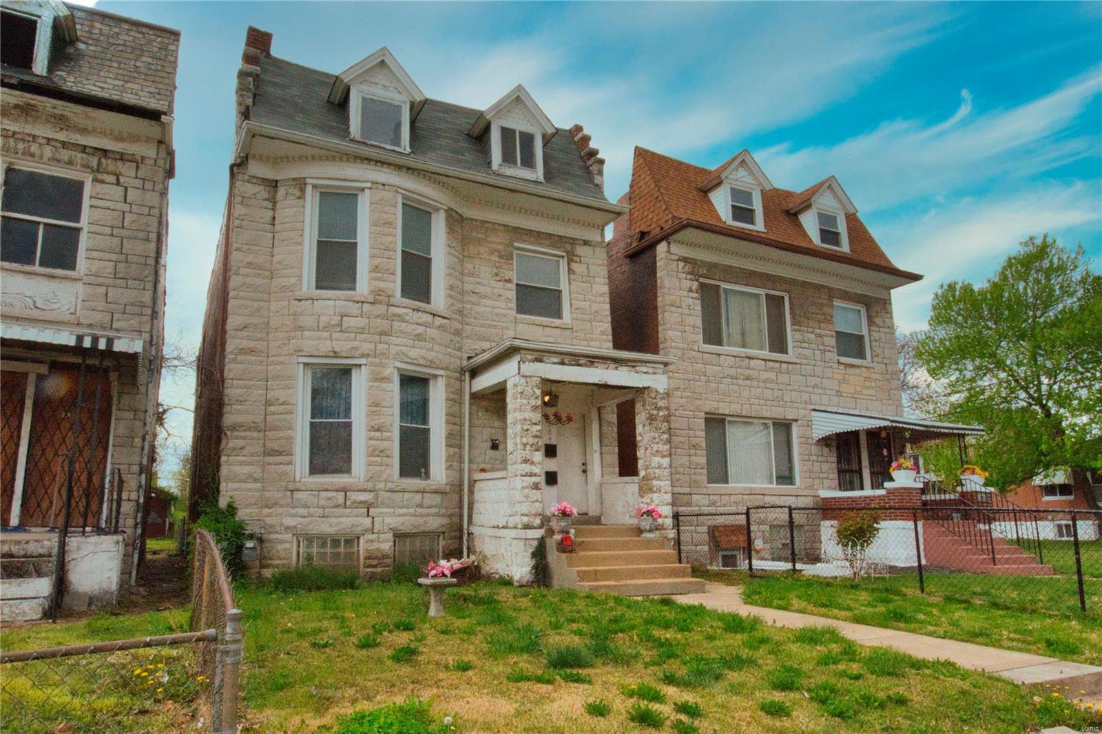 1009 Walton Avenue St. Louis, MO 63113 - Photo 3 of 33