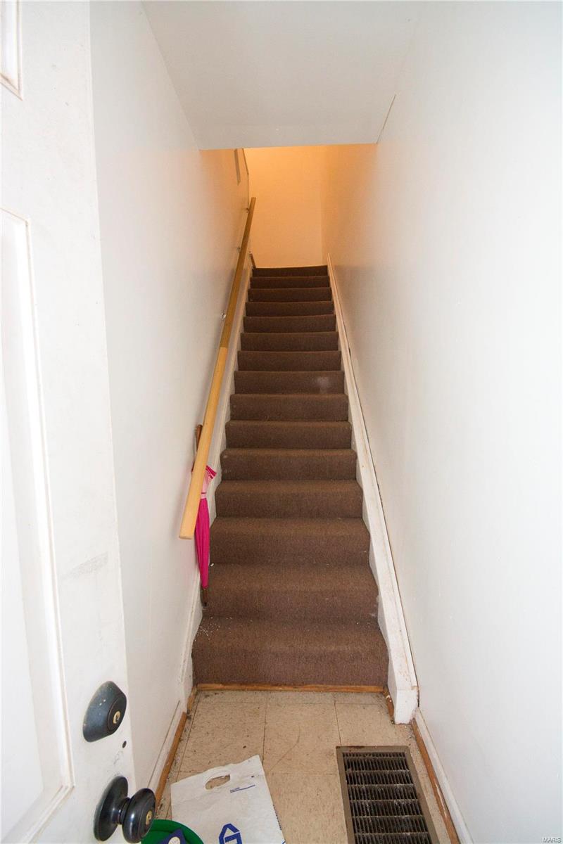 1009 Walton Avenue St. Louis, MO 63113 - Photo 4 of 33