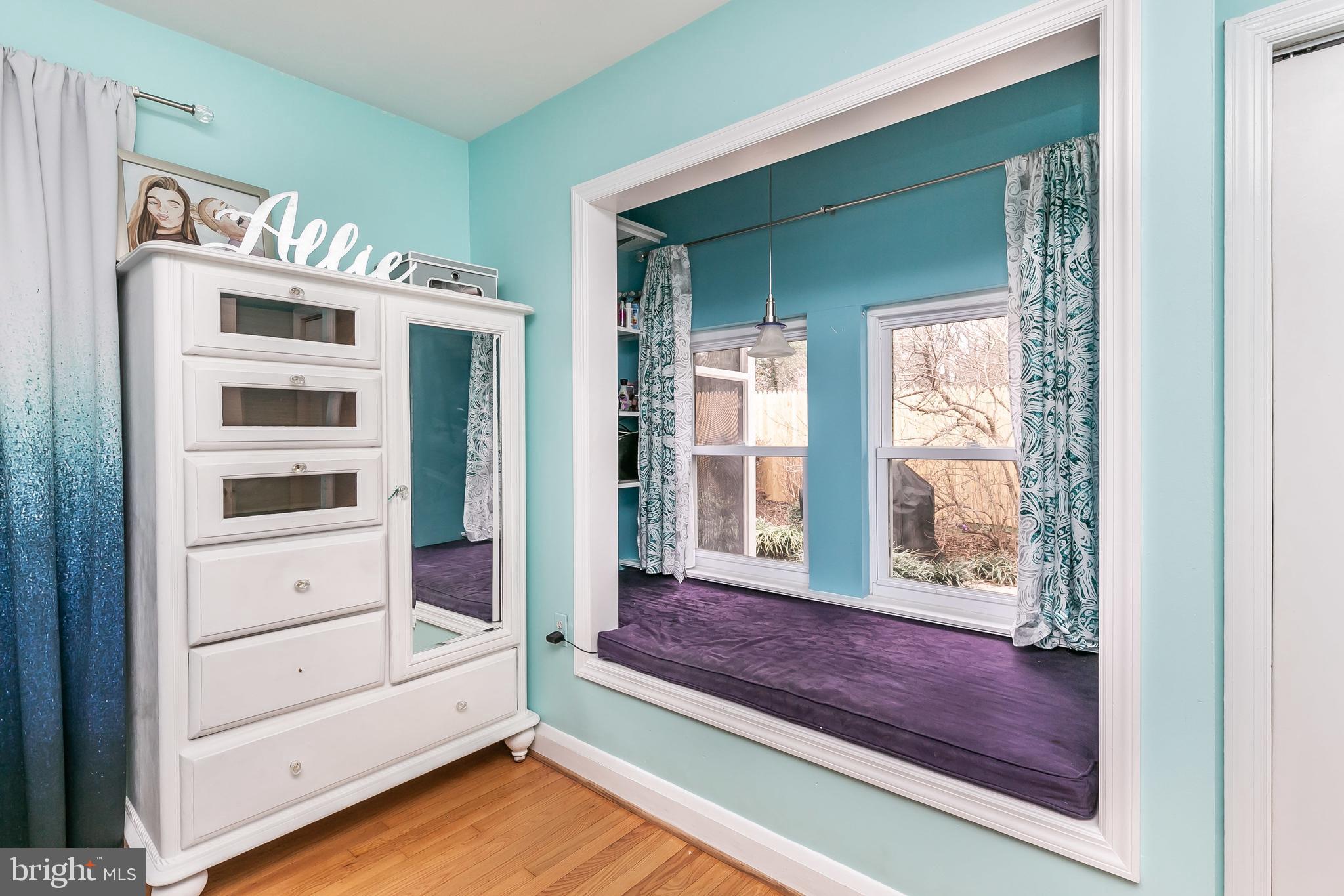 630 Piccadilly Road Towson, MD 21204 - Photo 20 of 38 Bedroom 2 with a special Nook with hide-away space